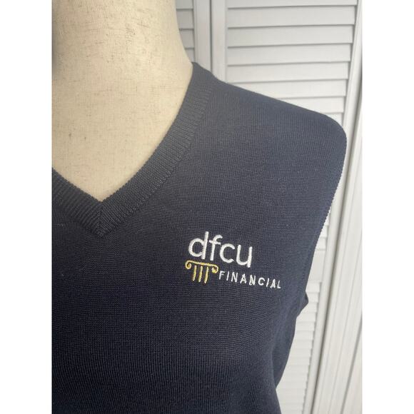 Andrew Rohan black sweater logo vest "dfcu financial" women's size medium - Picture 4 of 5